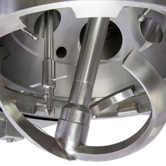Three arm agitator with enhanced heat transfer design and high speed chopper. Three arm agitator with enhanced heat transfer design and high speed chopper.
