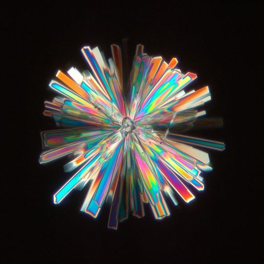 Das Bild zeigt Honigkristalle in polarisiertem Licht. Es wurde aufgenommen mit Zeiss Axio Imager.Z1. Das Bild zeigt Honigkristalle in polarisiertem Licht. Es wurde aufgenommen mit Zeiss Axio Imager.Z1.