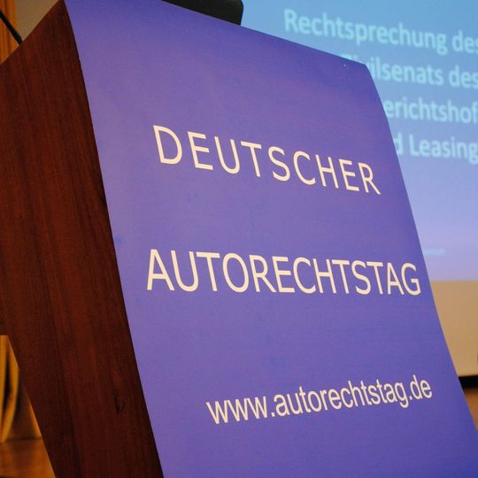 Am 18. und 19. März findet der 12. Deutsche Autorechtstag auf dem Petersberg statt. Am 18. und 19. März findet der 12. Deutsche Autorechtstag auf dem Petersberg statt.