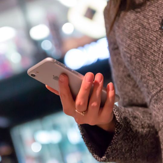 Handel und Konsumgüterindustrie setzen zunehmend auf digitale Technologien. Handel und Konsumgüterindustrie setzen zunehmend auf digitale Technologien.