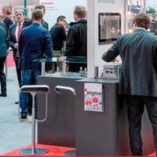 Nach Pforzheim bringt Steinel gleich drei Neuheiten mit auf den Messestand. Nach Pforzheim bringt Steinel gleich drei Neuheiten mit auf den Messestand.