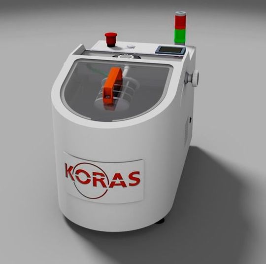 Die neue Aqua-Pol Micro ist die kleinere Schwester der Aqua-Pol von Koras, und bringt in kürzester Zeit unter anderem industriell gefertigte Gold- und Silberschmuckstücke auf Hochglanz. Auch filigrane Teile könnten elektrolytisch schonend und produktiv poliert werden. Sie feiert auf der Hannover Messe 2018 in Halle 4 am Stand E24 Premiere. Die neue Aqua-Pol Micro ist die kleinere Schwester der Aqua-Pol von Koras, und bringt in kürzester Zeit unter anderem industriell gefertigte Gold- und Silberschmuckstücke auf Hochglanz. Auch filigrane Teile könnten elektrolytisch schonend und produktiv poliert werden. Sie feiert auf der Hannover Messe 2018 in Halle 4 am Stand E24 Premiere.
