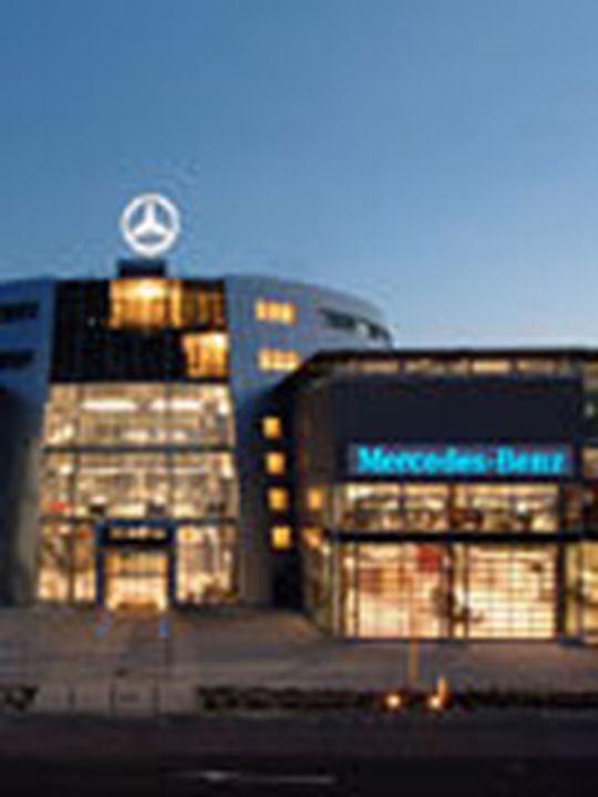 Branchenspiegel Mercedes Benz Center Koln Eroffnet