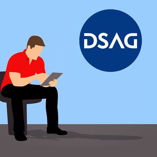 81 Prozent der SAP-Anwender sehen eine sehr große bzw. große Herausforderung darin, die SAP-Cloud-Produkte in ihre eigenen Sicherheitskonzepte zu integrieren. 81 Prozent der SAP-Anwender sehen eine sehr große bzw. große Herausforderung darin, die SAP-Cloud-Produkte in ihre eigenen Sicherheitskonzepte zu integrieren.
