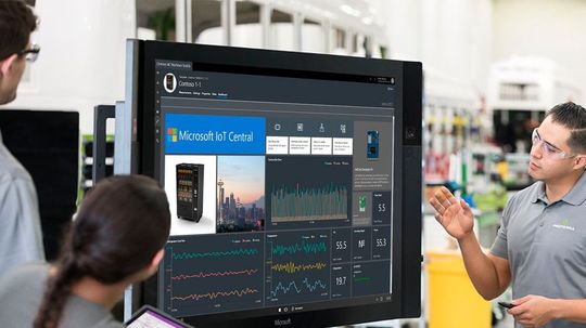Die SaaS-Lösung basiert auf der Cloud-Plattform Azure und wurde speziell für die Anforderungen von Industrieunternehmen und produzierendem Gewerbe entwickelt. Die SaaS-Lösung basiert auf der Cloud-Plattform Azure und wurde speziell für die Anforderungen von Industrieunternehmen und produzierendem Gewerbe entwickelt.