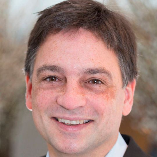 Der Autor: Dr. Stefan Grotehans ist Director Engineering DACH bei MarkLogic Der Autor: Dr. Stefan Grotehans ist Director Engineering DACH bei MarkLogic