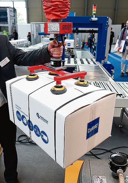 Smarte Technologien könnten Prozesse in der Intralogistik in Zukunft deutlich effizienter und sicherer machen.