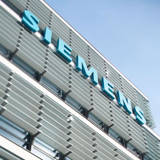Siemens hat zum 29. März 2018 die Agilion GmbH mit Sitz in Chemnitz übernommen. Siemens hat zum 29. März 2018 die Agilion GmbH mit Sitz in Chemnitz übernommen.