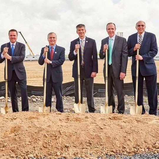 Air Products and Huntsman break ground for Air Products’ new steam methane reformer and cold box to be built at Huntsman’s site in Geismar, Louisiana. Air Products and Huntsman break ground for Air Products’ new steam methane reformer and cold box to be built at Huntsman’s site in Geismar, Louisiana.