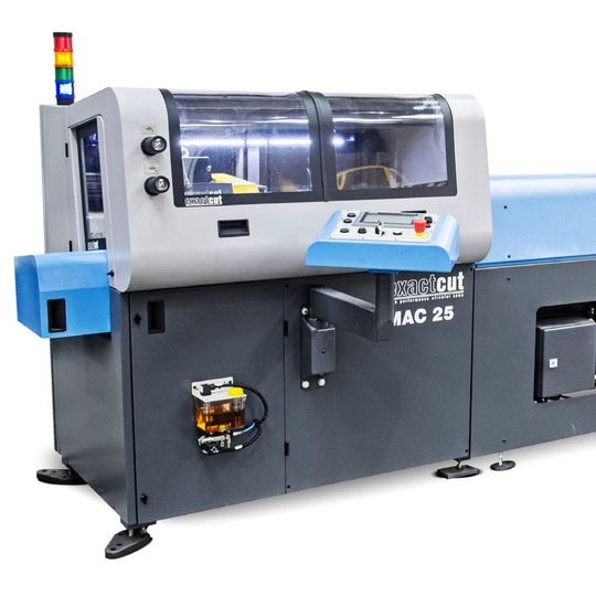 Das neue Modell der Kreissäge Exact Cut MAC 25 dient zur Trennung von Stäben, Drähten und Rohren von geringen Größen. Das neue Modell der Kreissäge Exact Cut MAC 25 dient zur Trennung von Stäben, Drähten und Rohren von geringen Größen.