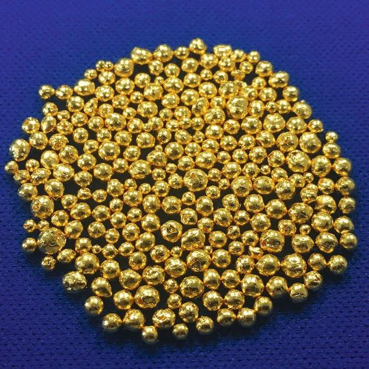 Hochreines Gold vereinfacht die Beschichtung von Mikroverdrahtungen, mikroelektromechanischen Halbleiterbauteilen, LEDs sowie optischen und medizintechnischen Komponenten bei verbesserter Produktqualität. Hochreines Gold vereinfacht die Beschichtung von Mikroverdrahtungen, mikroelektromechanischen Halbleiterbauteilen, LEDs sowie optischen und medizintechnischen Komponenten bei verbesserter Produktqualität.