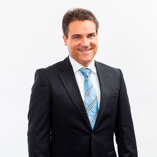 Dr. Uwe Reimann ist Mitglied der Geschäftsleitung bei Mayser und zuständig für den Bereich Business Development & Entwicklung. Dr. Uwe Reimann ist Mitglied der Geschäftsleitung bei Mayser und zuständig für den Bereich Business Development & Entwicklung.