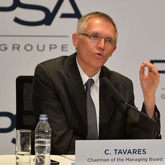 Für die erfolgreiche Entwicklung der Elektromobilität ist aus Sicht von PSA-Chef Tavares ein gesamtheitlicher Ansatz entscheidend. Für die erfolgreiche Entwicklung der Elektromobilität ist aus Sicht von PSA-Chef Tavares ein gesamtheitlicher Ansatz entscheidend.