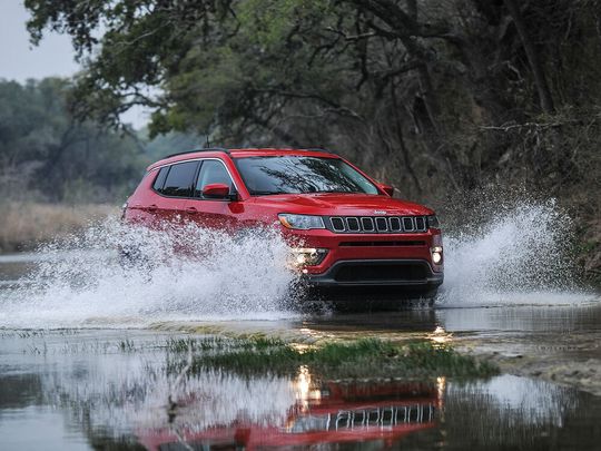 Der neue Jeep Compass von FCA fährt mit Radlagereinheiten der dritten Generation von SKF. Der neue Jeep Compass von FCA fährt mit Radlagereinheiten der dritten Generation von SKF.
