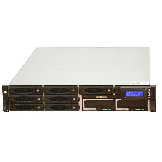 Das Actidata ActiNAS XL 2U-8 RDX kombiniert Backup und NAS in einem System. Das Actidata ActiNAS XL 2U-8 RDX kombiniert Backup und NAS in einem System.