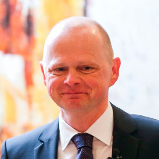 Heinz-Peter Beckemeyer, Worldwide Director of Automotive Systems bei Texas Instruments: „Die Elektrifizierung ergänzt die Entwicklung des automatisierten Fahrens, denn beide sind auf den Einsatz fortschrittlicher Elektronik im gesamten Fahrzeug angewiesen.“ Heinz-Peter Beckemeyer, Worldwide Director of Automotive Systems bei Texas Instruments: „Die Elektrifizierung ergänzt die Entwicklung des automatisierten Fahrens, denn beide sind auf den Einsatz fortschrittlicher Elektronik im gesamten Fahrzeug angewiesen.“