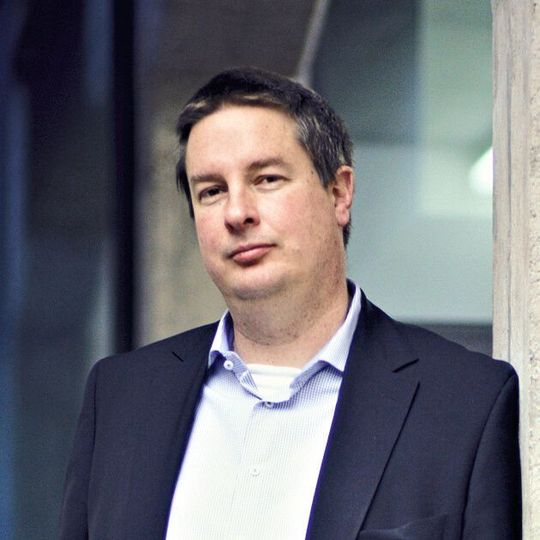 Dr. Martin Watzlawek wird zum 1. Mai 2018 Mitglied des Rehau Automotive Executive Boards und neuer Ressortleiter „Strategie und Innovation Automotive“. Dr. Martin Watzlawek wird zum 1. Mai 2018 Mitglied des Rehau Automotive Executive Boards und neuer Ressortleiter „Strategie und Innovation Automotive“.