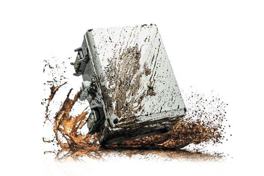 Das Gehäuse ist für den Industrie- und Outdooreinsatz gleichermaßen geeignet. Das Gehäuse ist für den Industrie- und Outdooreinsatz gleichermaßen geeignet.