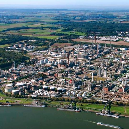 Akzo Nobel will invest in production facilities at Ineos' site at Cologne, Germany Akzo Nobel will invest in production facilities at Ineos' site at Cologne, Germany