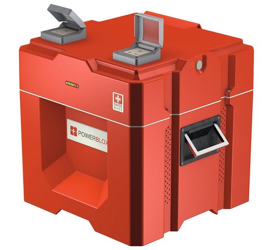 Jeder Würfel liefert 200 W Wechselstrom und kann über eine PV-Einheit oder jede andere externe Quelle (Sonnenenergie, Windkraft, Hydrothermal, Biomasse, Generator etc.) gespeist werden, um einen Haushalt oder einen kleinen Betrieb mit Strom zu versorgen. Jeder Würfel liefert 200 W Wechselstrom und kann über eine PV-Einheit oder jede andere externe Quelle (Sonnenenergie, Windkraft, Hydrothermal, Biomasse, Generator etc.) gespeist werden, um einen Haushalt oder einen kleinen Betrieb mit Strom zu versorgen.