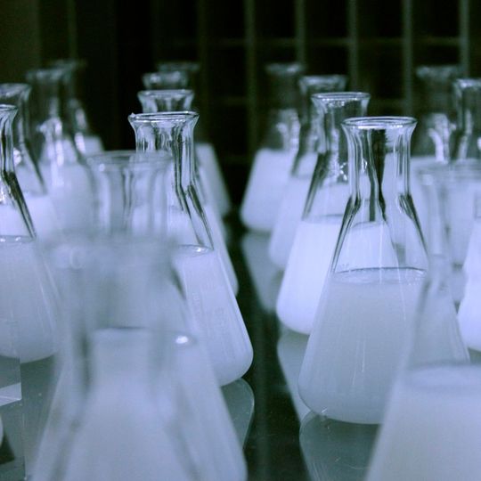 Die deutsche Biotech-Branche knackte 2017 erstmals die Umsatzhöhe von vier Milliarden Euro. Die deutsche Biotech-Branche knackte 2017 erstmals die Umsatzhöhe von vier Milliarden Euro.