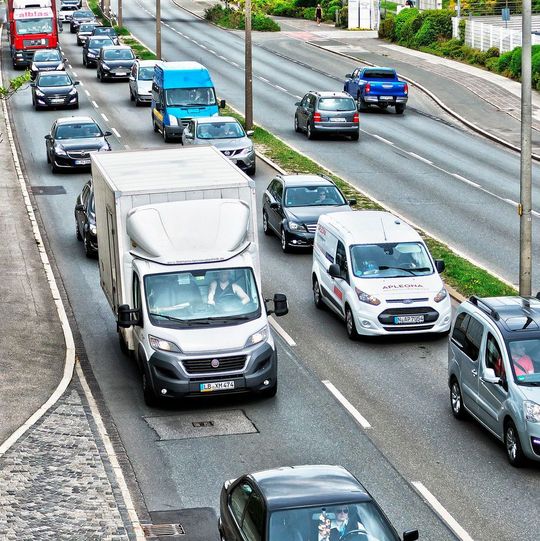 Wie die Maschinenbauindustrie von der Transformation der Mobilität profitieren kann, zeigt die VDMA-Studie „Antrieb im Wandel“. Wie die Maschinenbauindustrie von der Transformation der Mobilität profitieren kann, zeigt die VDMA-Studie „Antrieb im Wandel“.