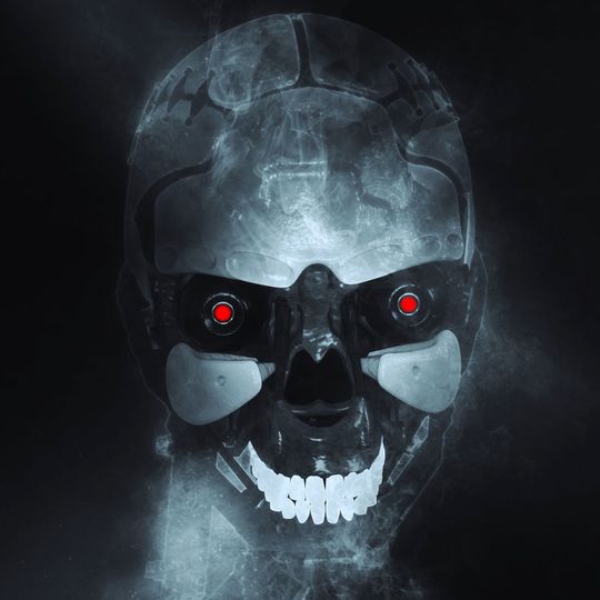 Horrorszenarien, in denen KI als Waffe eingesetzt wird, sind durch Filme wie die "Terminator"-Reihe bekannt. Solche Killerroboter-Szenarien mögen zwar nicht realistisch sein. Dennoch bietet Künstliche Intelligenz schon jetzt enormes Potential, um als Waffe missbraucht zu werden. Horrorszenarien, in denen KI als Waffe eingesetzt wird, sind durch Filme wie die "Terminator"-Reihe bekannt. Solche Killerroboter-Szenarien mögen zwar nicht realistisch sein. Dennoch bietet Künstliche Intelligenz schon jetzt enormes Potential, um als Waffe missbraucht zu werden.
