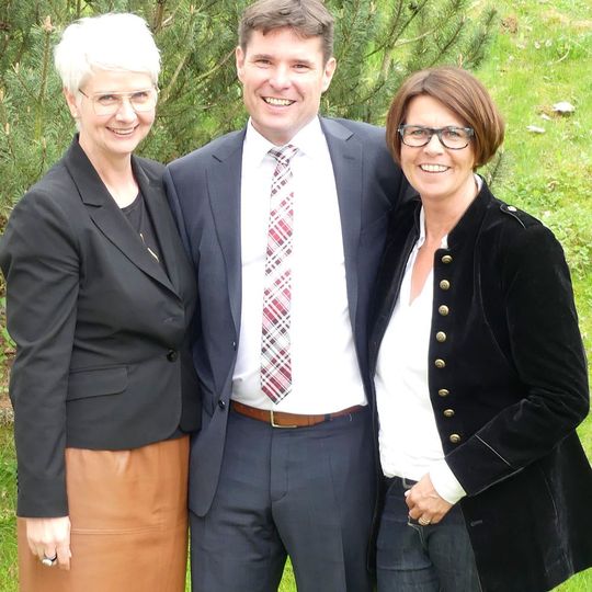 Birigt Behrens, Harald Grassl und Ute Schulze (v.li.) sind Geschäftsführer der Gütegemeinschaft Service. Birigt Behrens, Harald Grassl und Ute Schulze (v.li.) sind Geschäftsführer der Gütegemeinschaft Service.