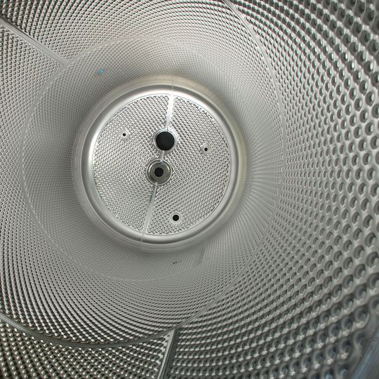 Blick in den Reaktor mit dem WTP-Innenmantel Blick in den Reaktor mit dem WTP-Innenmantel