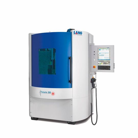 Mit der Lasergraviermaschine Pulsaris 300 lassen sich 3D-Effekte auf flachen Oberflächen erzeugen. Mit der Lasergraviermaschine Pulsaris 300 lassen sich 3D-Effekte auf flachen Oberflächen erzeugen.