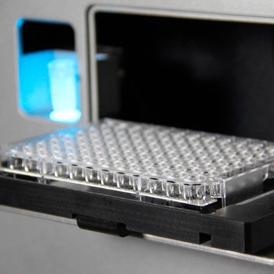 The Cellstream flow cytometry system enables walk-away sample handling for high-throughput assays. The Cellstream flow cytometry system enables walk-away sample handling for high-throughput assays.