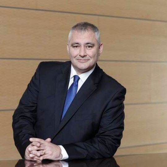 Stefan Hantke (50) hat seit Anfang Jahr die Position des CEO bei der Schneeberger-Holding AG in Roggwil übernommen. In seiner neuen Position ist Hantke Vorsitzender der Geschäftsleitung der Schneeberger-Gruppe und verantwortet damit das gesamte Geschäft der Linearführungen, der Systemtechnik und der Mineralgussfertigung.