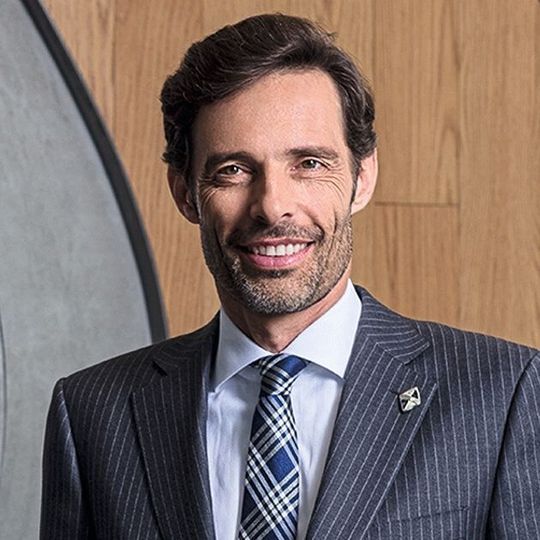 Dr. Philip Koehn ist zum 1. Juni 2018 neuer Vorstand für Forschung und Entwicklung bei Borgward. Dr. Philip Koehn ist zum 1. Juni 2018 neuer Vorstand für Forschung und Entwicklung bei Borgward.