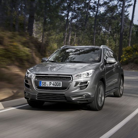 Der Peugeot 4008 muss in die Werkstatt. Der Peugeot 4008 muss in die Werkstatt.
