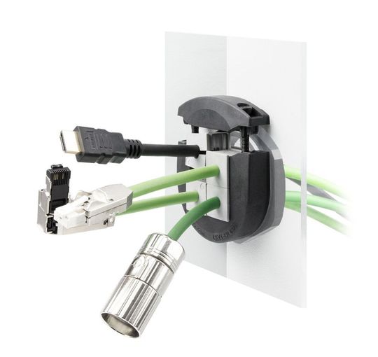 Die teilbare Kabelverschraubung dient zur Einführung von Leitungen mit und ohne Stecker. Die teilbare Kabelverschraubung dient zur Einführung von Leitungen mit und ohne Stecker.