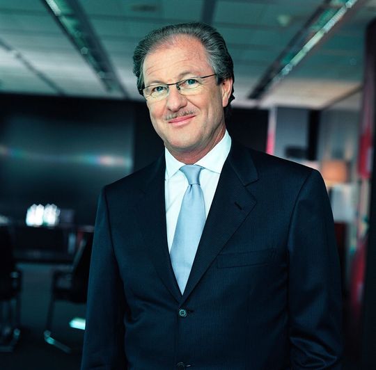 The members of the new Supervisory Board confirmed Prof. Dr Wolfgang Reitzle as their Chairman. The members of the new Supervisory Board confirmed Prof. Dr Wolfgang Reitzle as their Chairman.