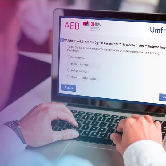 Umfrage von AEB und DHBW Stuttgart zur Digitalisierung des Zollbereichs. Umfrage von AEB und DHBW Stuttgart zur Digitalisierung des Zollbereichs.