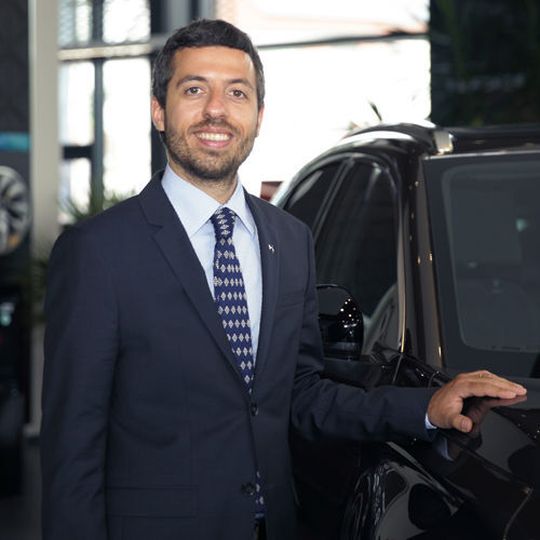 Cristiano Colaiacomo ist seit 2011 für die Groupe PSA tätig. Cristiano Colaiacomo ist seit 2011 für die Groupe PSA tätig.