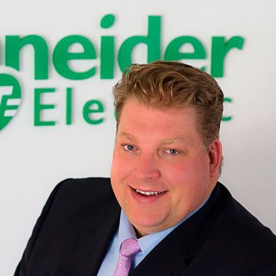 Ulf Thiele, Vice President Customer Satisfaction & Quality DACH, hat auf eigenen Wunsch Schneider Electric zum 31.05.2018 verlassen, um sich neuen Herausforderungen zu stellen. Ulf Thiele, Vice President Customer Satisfaction & Quality DACH, hat auf eigenen Wunsch Schneider Electric zum 31.05.2018 verlassen, um sich neuen Herausforderungen zu stellen.