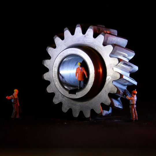 Vorausschauende Instandhaltung auch im Mittelstand: Das IT-Unternehmen Planat bietet mit Fepa eine ERP/PPS-Standardsoftware für Produktionsbetriebe, mit der sich Wartungs- und Instandhaltungsarbeiten auch ohne teure Predictive-Maintenance-Technik zuverlässig und effizient planen lassen sollen. Vorausschauende Instandhaltung auch im Mittelstand: Das IT-Unternehmen Planat bietet mit Fepa eine ERP/PPS-Standardsoftware für Produktionsbetriebe, mit der sich Wartungs- und Instandhaltungsarbeiten auch ohne teure Predictive-Maintenance-Technik zuverlässig und effizient planen lassen sollen.