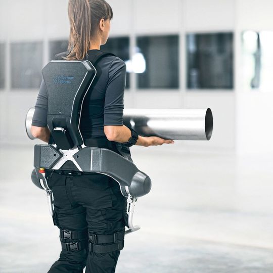 Eine unabhängige Jury wählte das Exoskelett Cray X unter mehr als 1500 eingereichten Bewerbungen aus. Eine unabhängige Jury wählte das Exoskelett Cray X unter mehr als 1500 eingereichten Bewerbungen aus.