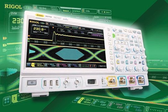 Mit dem MSO/DS7000 bietet Rigol ein Oszilloskop mit Bandbreiten von 100 bis 500 MHz und einer Abtastrate bis 10 GS/s. Mit dem MSO/DS7000 bietet Rigol ein Oszilloskop mit Bandbreiten von 100 bis 500 MHz und einer Abtastrate bis 10 GS/s.