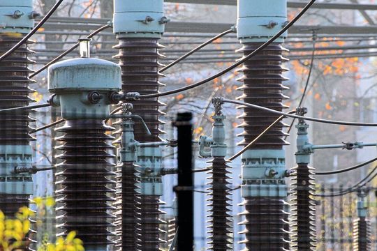 Die Malware Industroyer nahm Ende Dezember 2016 ein Umspannwerk in der Ukraine über eine Stunde lang vom Netz. Die Malware Industroyer nahm Ende Dezember 2016 ein Umspannwerk in der Ukraine über eine Stunde lang vom Netz.