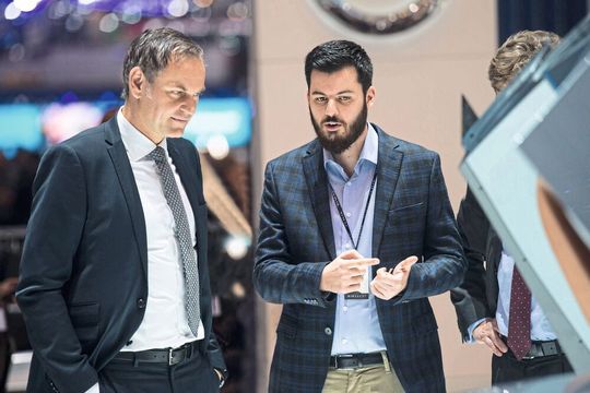 Im Gespräch: Porsche-Chef Oliver Blume und Mate Rimac, Gründer und Chef von Rimac Automobili.