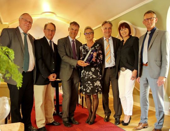 Vishay-Award: EBV is ‘Semiconductors Distributor of the Year’ Vishay-Award: EBV is ‘Semiconductors Distributor of the Year’