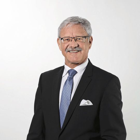 Beat Vonlanthen, Ständerat CVP Freiburg, wurde zum neuen Präsidenten von Swiss Medtech gewählt. Er folgt auf den ehemaligen Nationalrat Urs Gasche und Dr. Rubino Mordasini. Beat Vonlanthen, Ständerat CVP Freiburg, wurde zum neuen Präsidenten von Swiss Medtech gewählt. Er folgt auf den ehemaligen Nationalrat Urs Gasche und Dr. Rubino Mordasini.