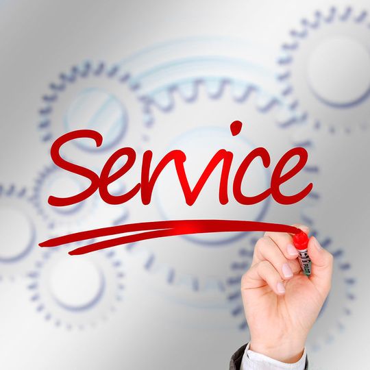 Bei Managed Security Services (MSS) lagern Unternehmen Aufgaben aus dem Bereich der IT-Sicherheit an einen externen Diesntleister aus. Bei Managed Security Services (MSS) lagern Unternehmen Aufgaben aus dem Bereich der IT-Sicherheit an einen externen Diesntleister aus.
