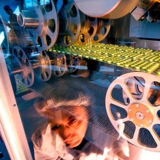 VDI 6305 skizziert ideale Vorgehensweise bei der Realisierung von technischen Projekten im Umfeld von Good Manufacturing Practice (GMP). VDI 6305 skizziert ideale Vorgehensweise bei der Realisierung von technischen Projekten im Umfeld von Good Manufacturing Practice (GMP).