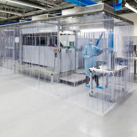 Nex Wafe sieht im Chemiepark Bitterfeld-Wolfen ideale Rahmenbedingungen für den Bau der Fertigung. Nex Wafe sieht im Chemiepark Bitterfeld-Wolfen ideale Rahmenbedingungen für den Bau der Fertigung.