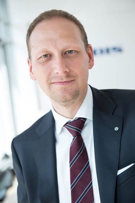 Mike Freudenstein, Director Marketing Healthcare bei Albis: „Wir erleben derzeit eine ständig steigende Nachfrage aus der verarbeitenden Industrie nach Compounds, die sowohl regulatorische Anforderungen erfüllen als auch kundenindividuelle Materiallösungen bieten.“ Mike Freudenstein, Director Marketing Healthcare bei Albis: „Wir erleben derzeit eine ständig steigende Nachfrage aus der verarbeitenden Industrie nach Compounds, die sowohl regulatorische Anforderungen erfüllen als auch kundenindividuelle Materiallösungen bieten.“